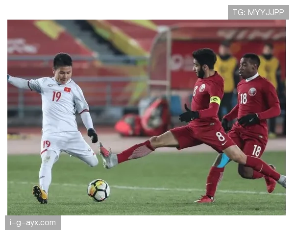 越南队强化定位球战术，状态回升积极备战国际赛事