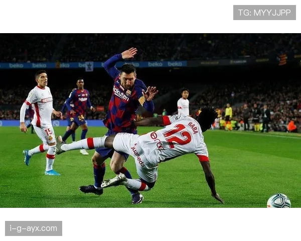 格拉纳达锋线爆发，状态回暖豪取连胜