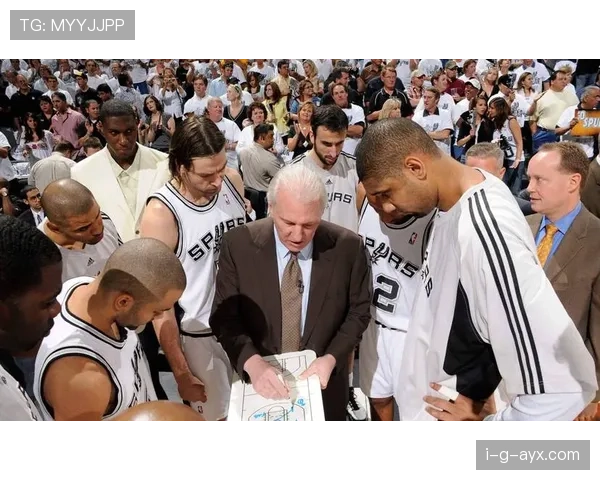 奥德加德持续提升表现,展现职业态度成为球队核心的典范 奥德加德持续提升表现,展现职业态度成为球队核心的典范