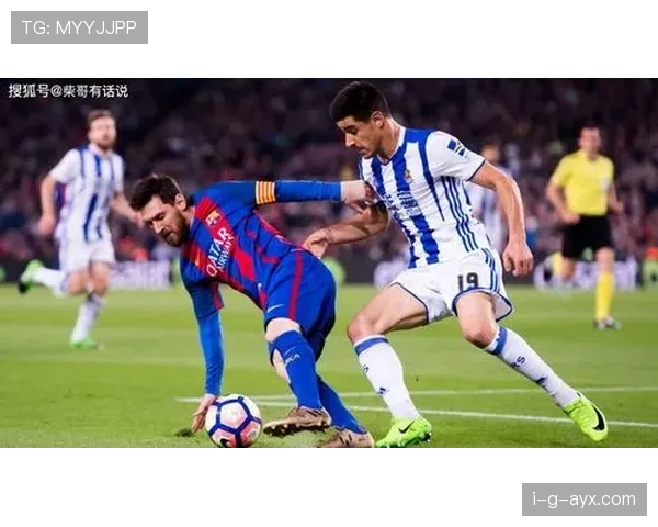 巴萨进攻体系过度依赖边路，中路渗透能力受限影响破局效率